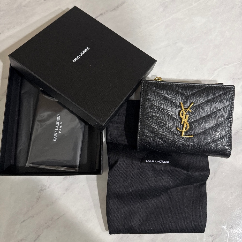 SAINT LAURENT BI-FOLD WALLET LEATHER